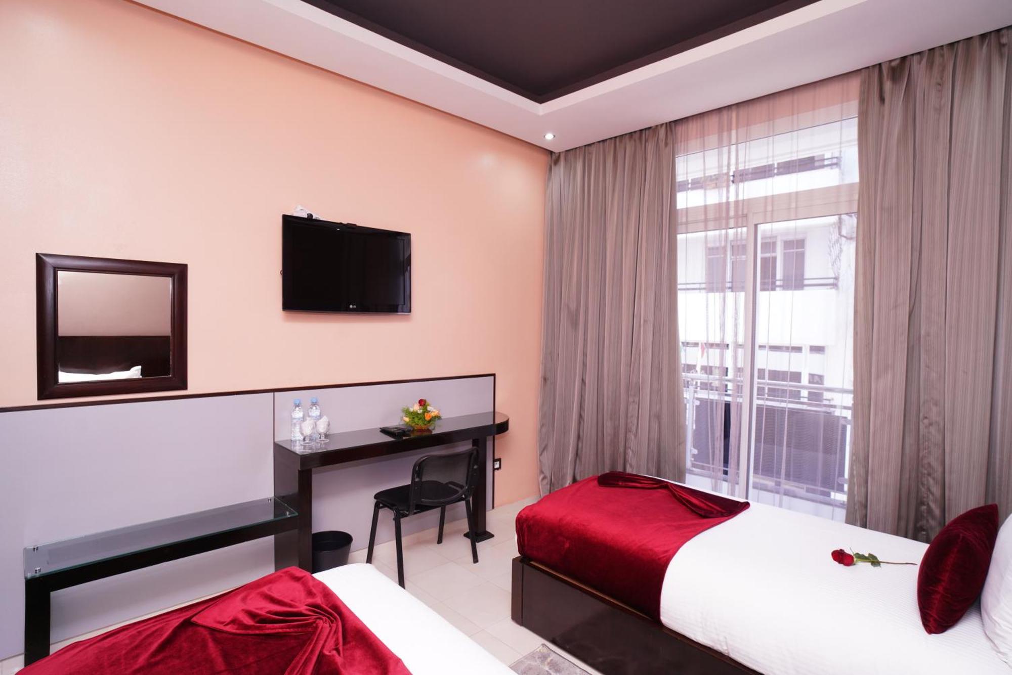 Hotel La Capitale Рабат Экстерьер фото